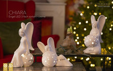 Laden Sie das Bild in den Galerie-Viewer, Deko# Geschenke# Weihnachten# Tiziano# Winter# dekoriert# happy# Schale# Keramik#  kaufen# online# günstig# Vase# Kübel# Figuren#