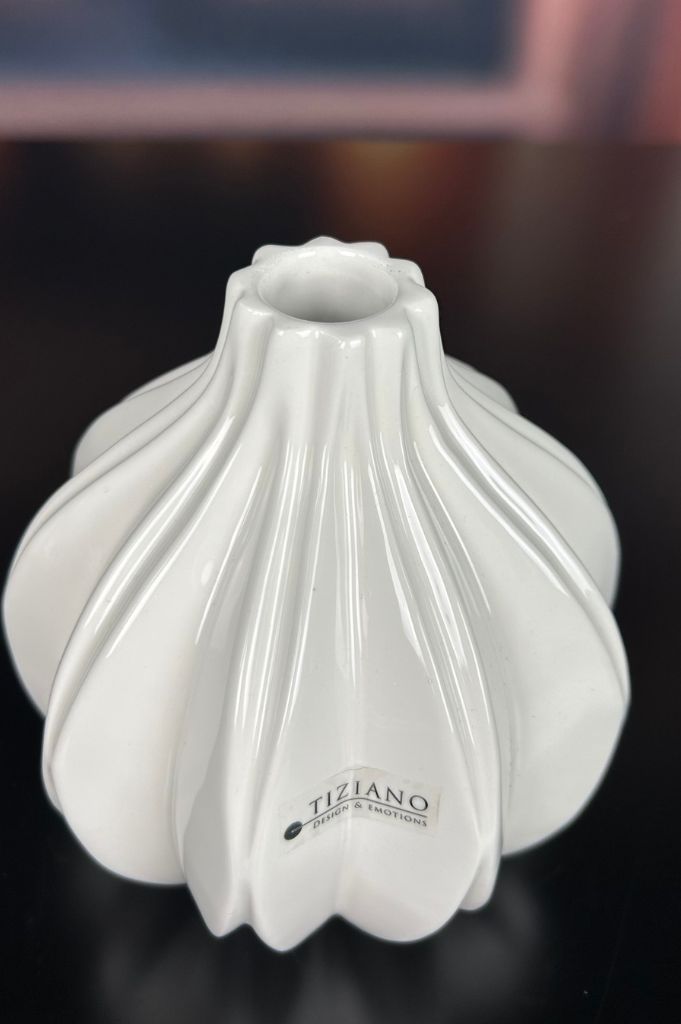 Tiziano Vase Alba creme - weiß 2. Wahl - Lillyano