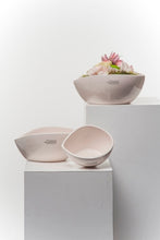 Laden Sie das Bild in den Galerie-Viewer, Tiziano Schale Pini