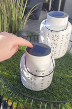 Laden Sie das Bild in den Galerie-Viewer, Tiziano  Solar Licht Viarella weiß-creme