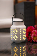 Laden Sie das Bild in den Galerie-Viewer, Deko# Geschenke# Ostern# Tiziano# Frühling# Frühjahr# dekoriert# happy# Schale# Keramik#  kaufen# online# günstig# Vase# Kübel# Figuren#