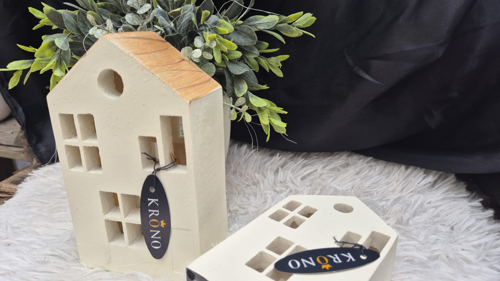 Krono Haus Bilbury LED creme - Holz Timer - Lillyano