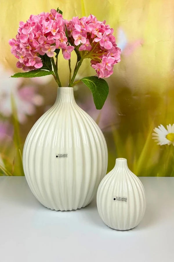 Tiziano Vase Prisma creme