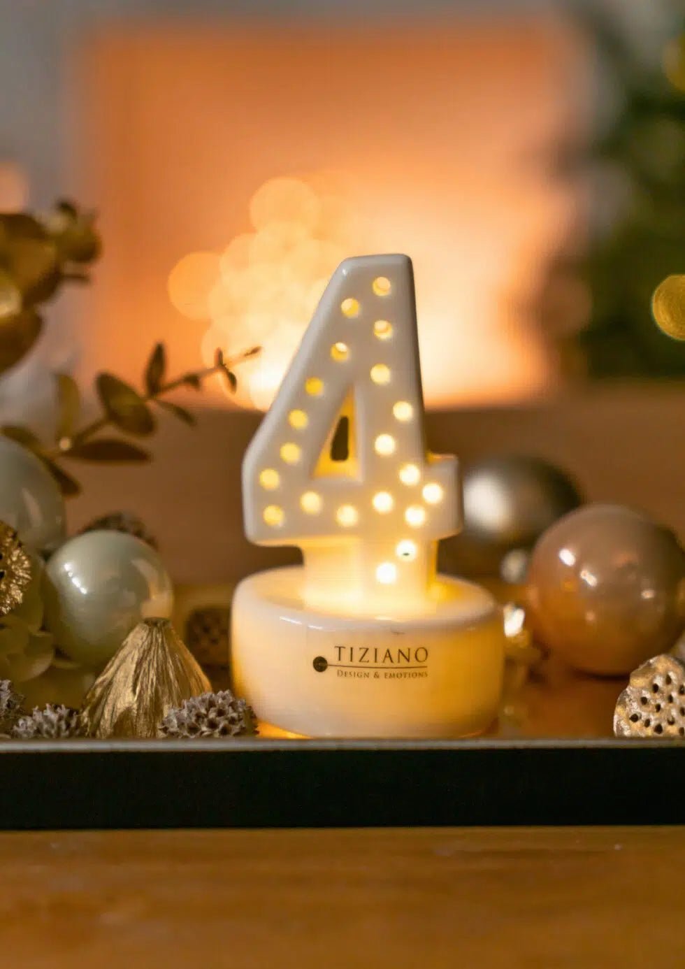 Tiziano Adventszahlen 4er Set Tischlicht Avento LED 1 - 4 creme - weiß Timer - Lillyano