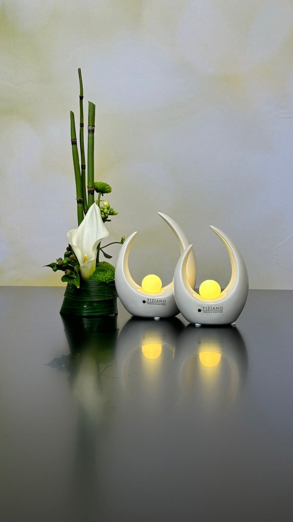 Tiziano Cecita mit Kugel LED creme - weiß led + Timer - Lillyano
