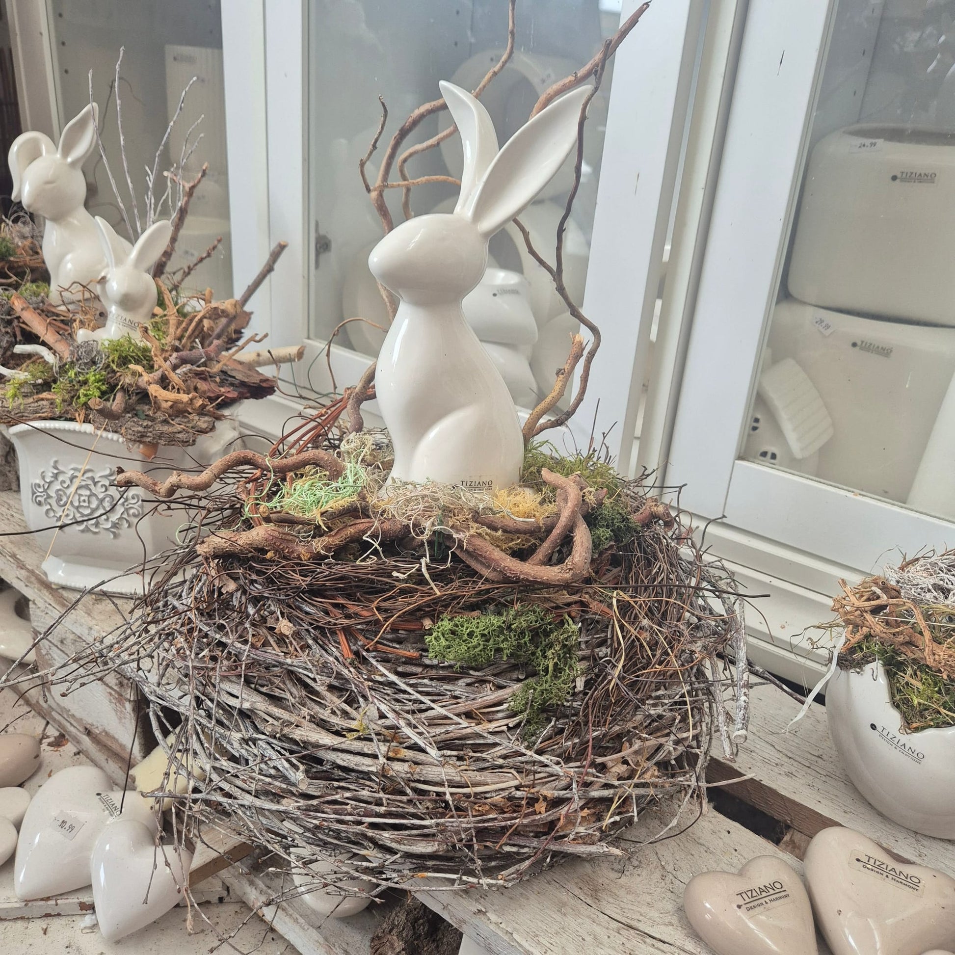 Tiziano Gesteck Hase auf Kranz gross - Lillyano