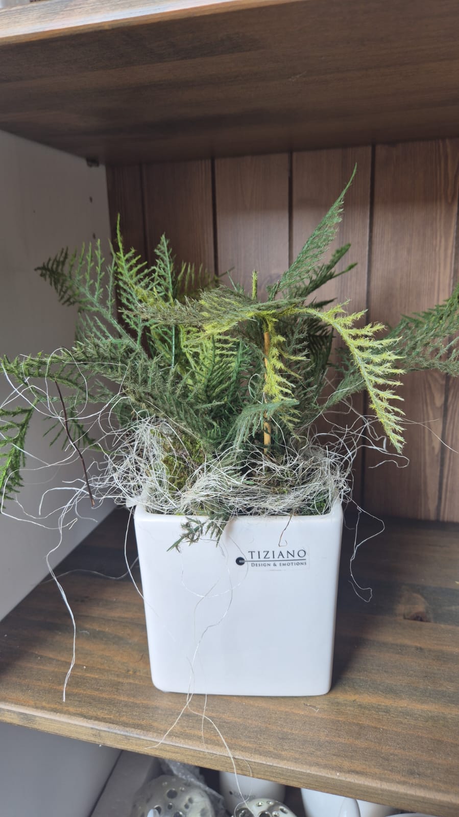 Tiziano Gesteck Kübel mit Blume fertig dekoriert - Lillyano