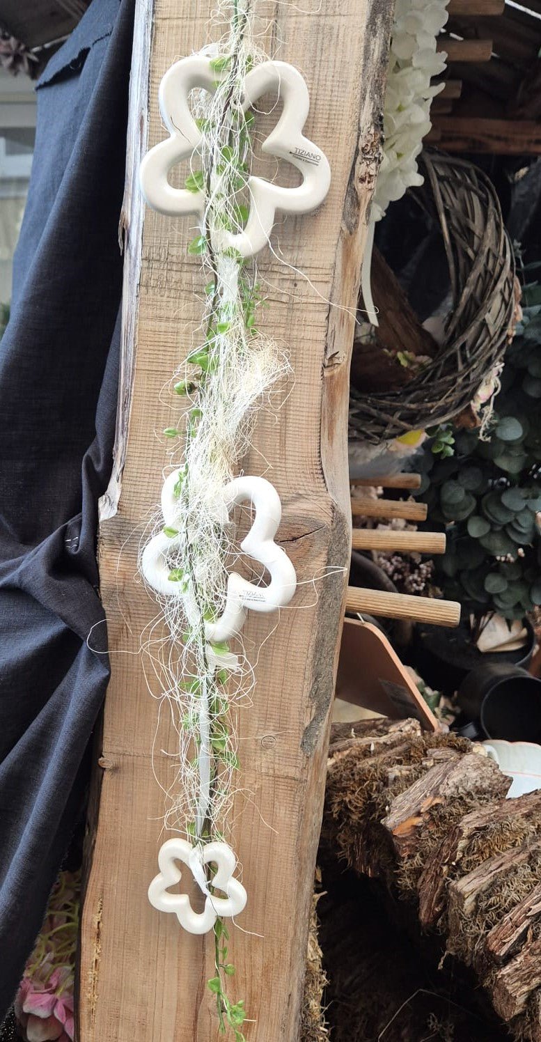 Tiziano Hänger Blume Garden Fensterhänger creme - weiß fertiges Gesteck - Lillyano