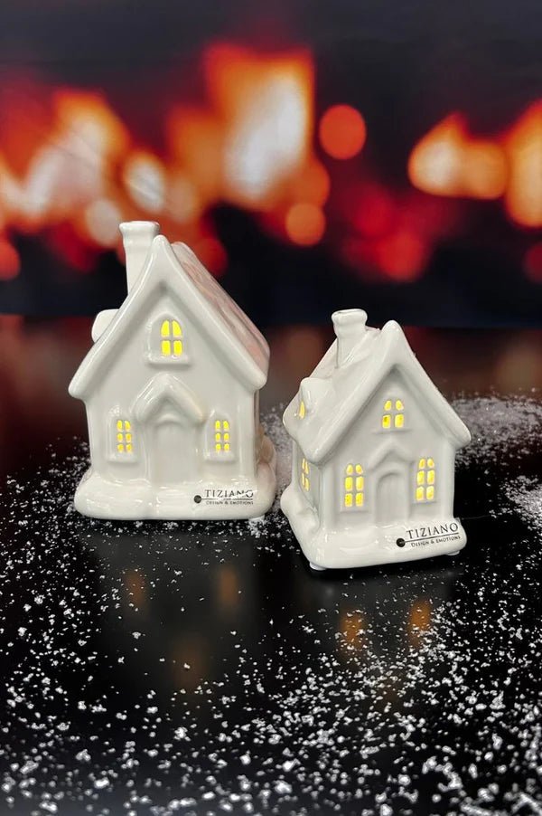 Tiziano Haus Cascata LED mit Schnee creme - weiß + Timer - Lillyano