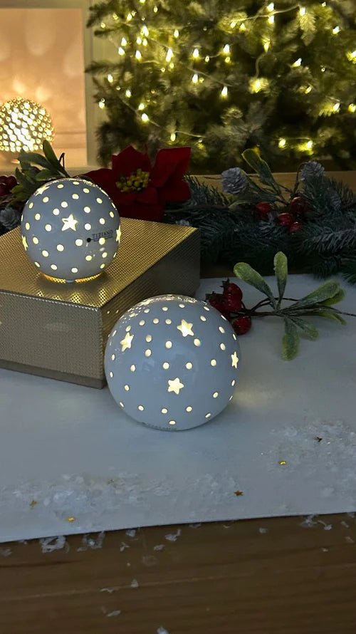 Tiziano Lichtkugel Padova mit Stern LED+ Timer weiß creme - Lillyano