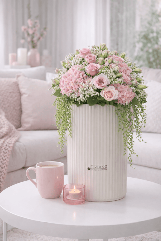 Tiziano Vase Galla creme/weiss 25 cm hoch - Lillyano