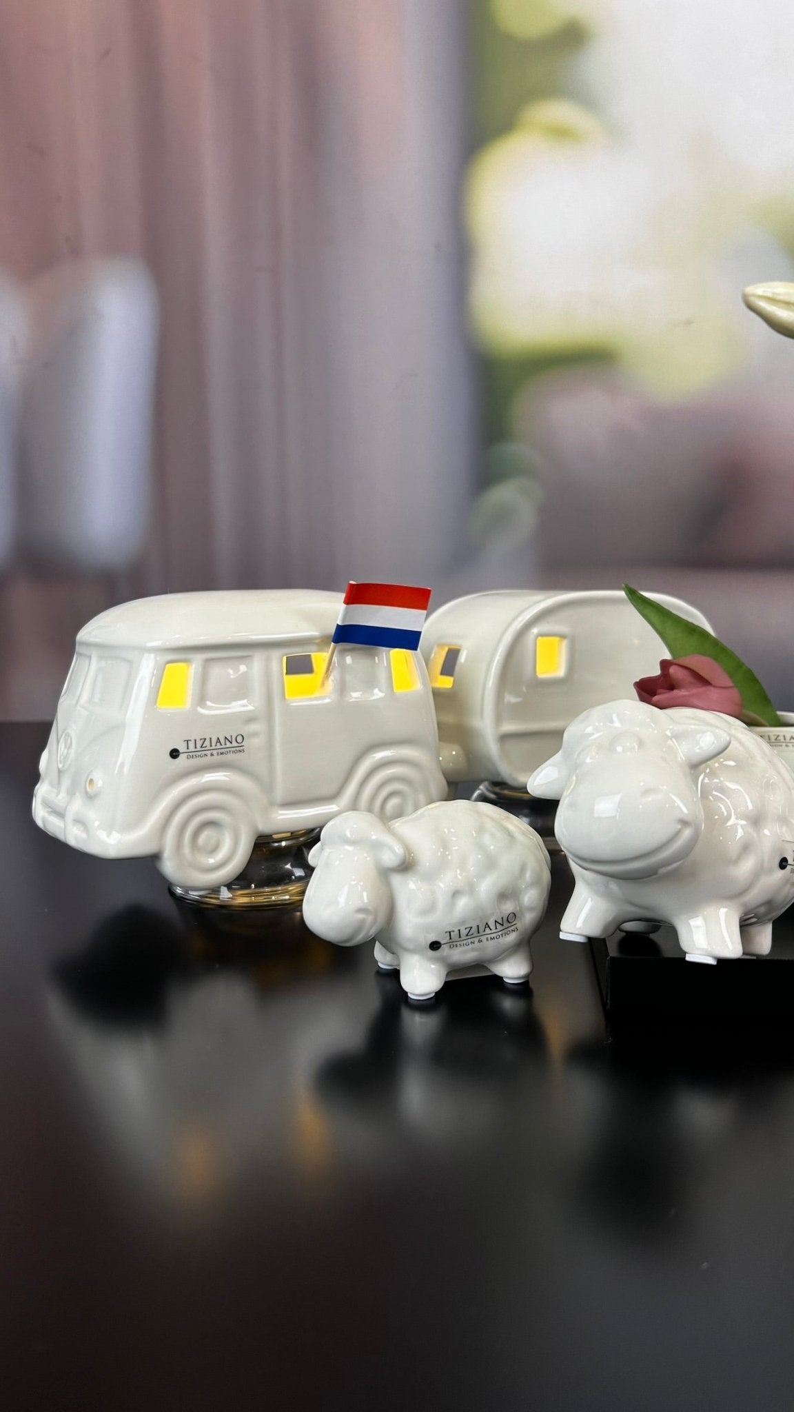 Tiziano Wohnwagen Caso mit und ohne LED creme - weiß - Lillyano