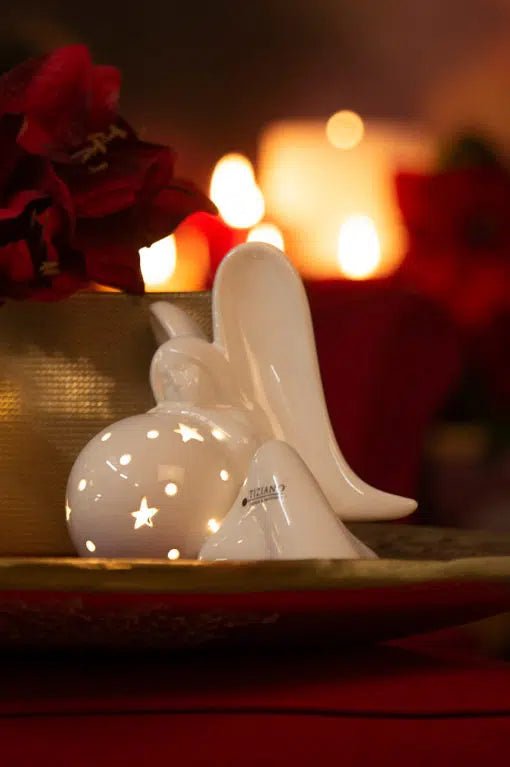 Tiziano Dekofigur Engel Chiara LED 18cm liegend creme – weiß - Lillyano