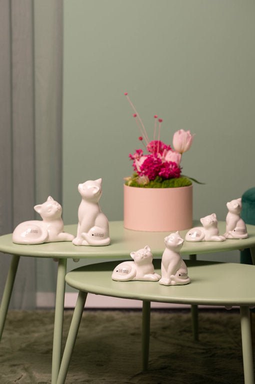Tiziano Dekofigur Katze Caty Kopf hoch weiß - creme - Lillyano