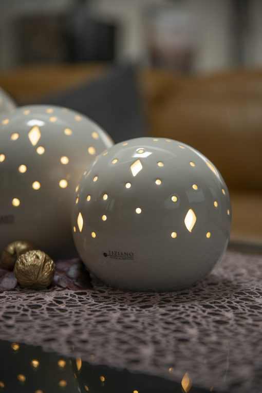 Tiziano Lichtkugel Nerone LED und Timer creme – weiß - Lillyano