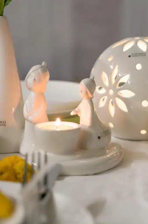 Tiziano Lilly auf Blatt mit Teelicht 15,5 cm weiss creme - Lillyano