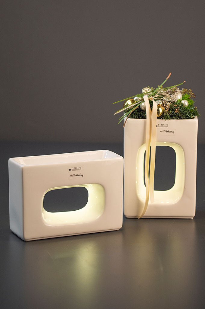 Tiziano Pflanzgefäß Quadro mit LED Timer 24 cm hoch - Lillyano